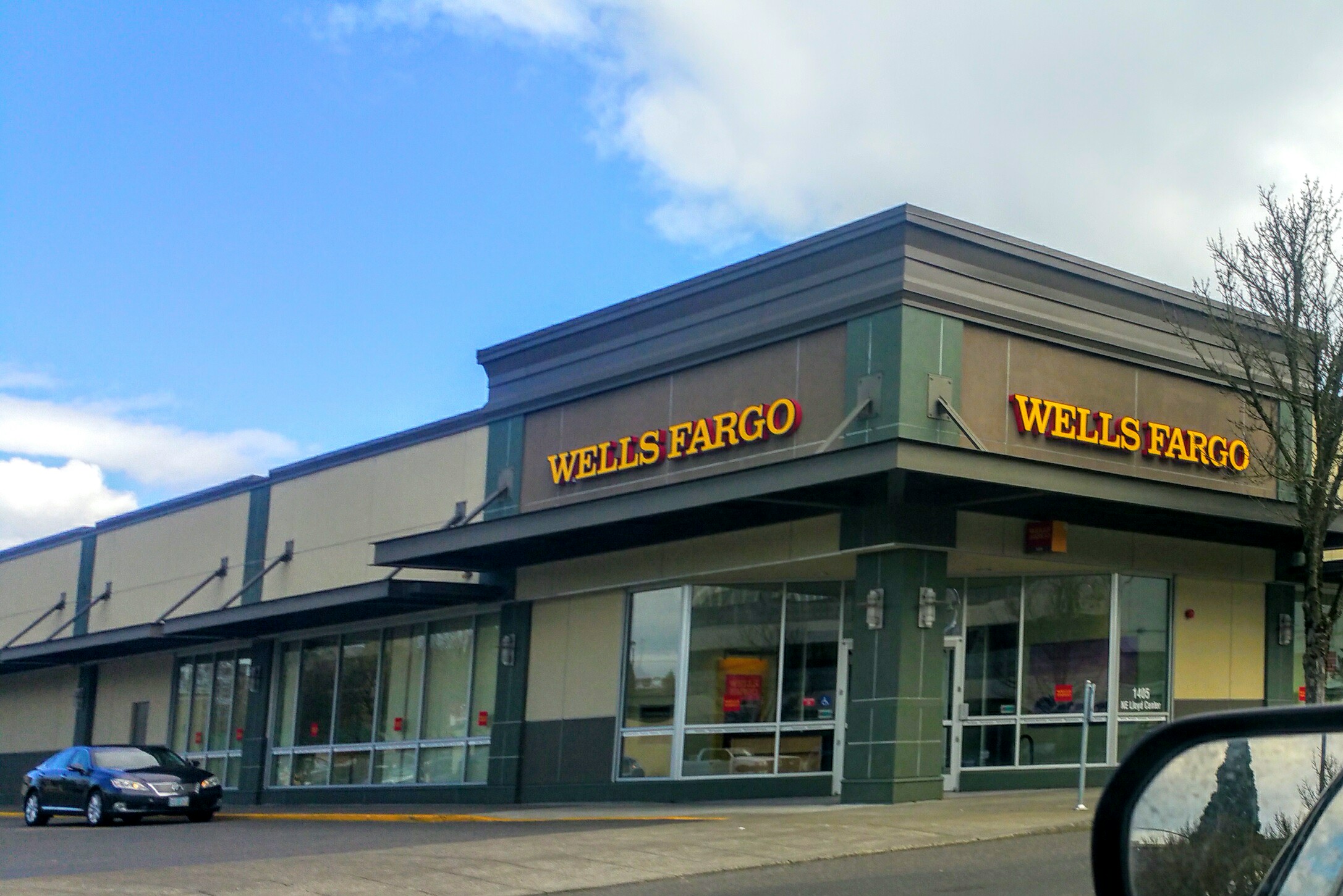 Wells Fargo Bank 01