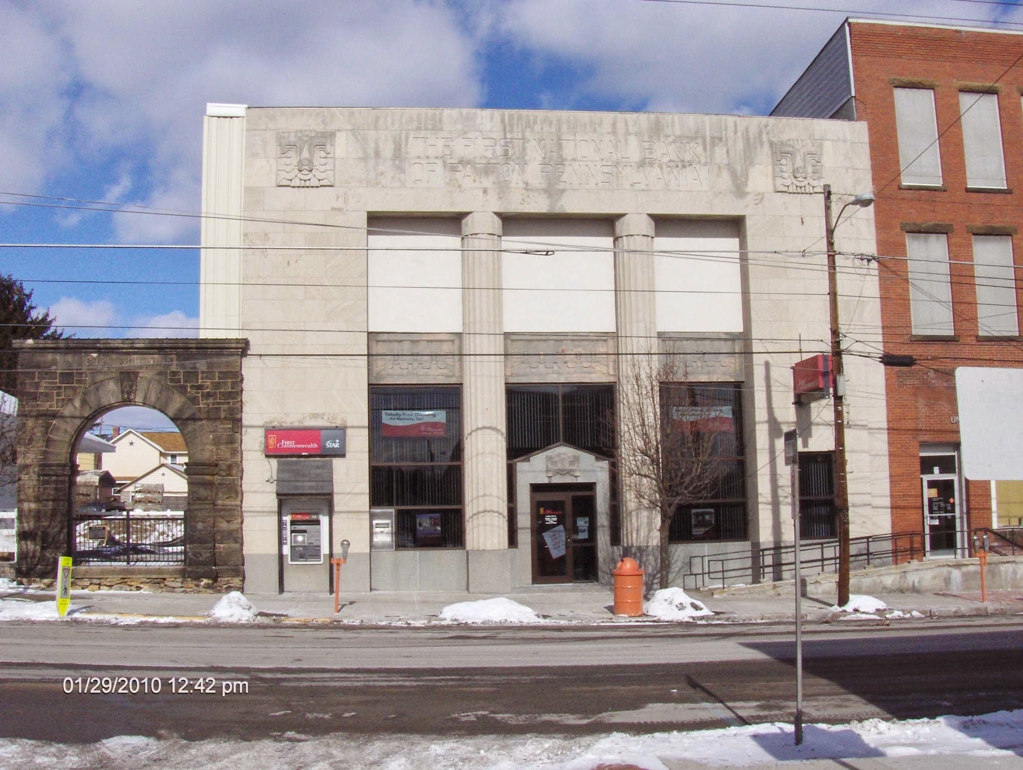 First Commonwealth Bank 01