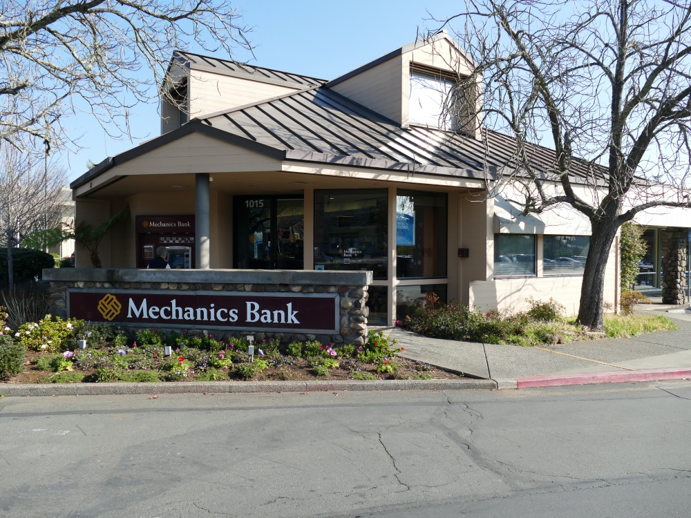 Mechanics Bank - St. Helena Branch 01