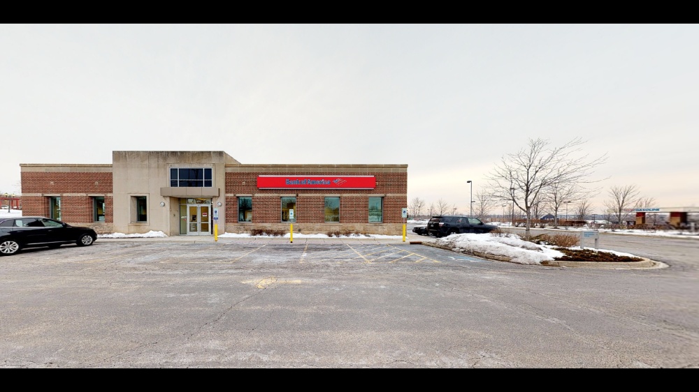 Bank of America (with Drive-thru ATM) 01