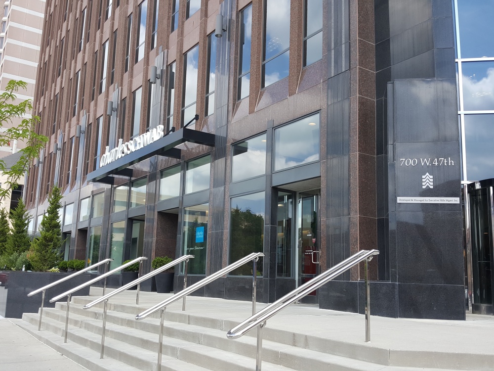 Charles Schwab 01