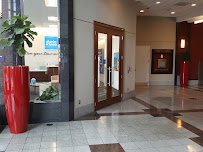 Charles Schwab 03