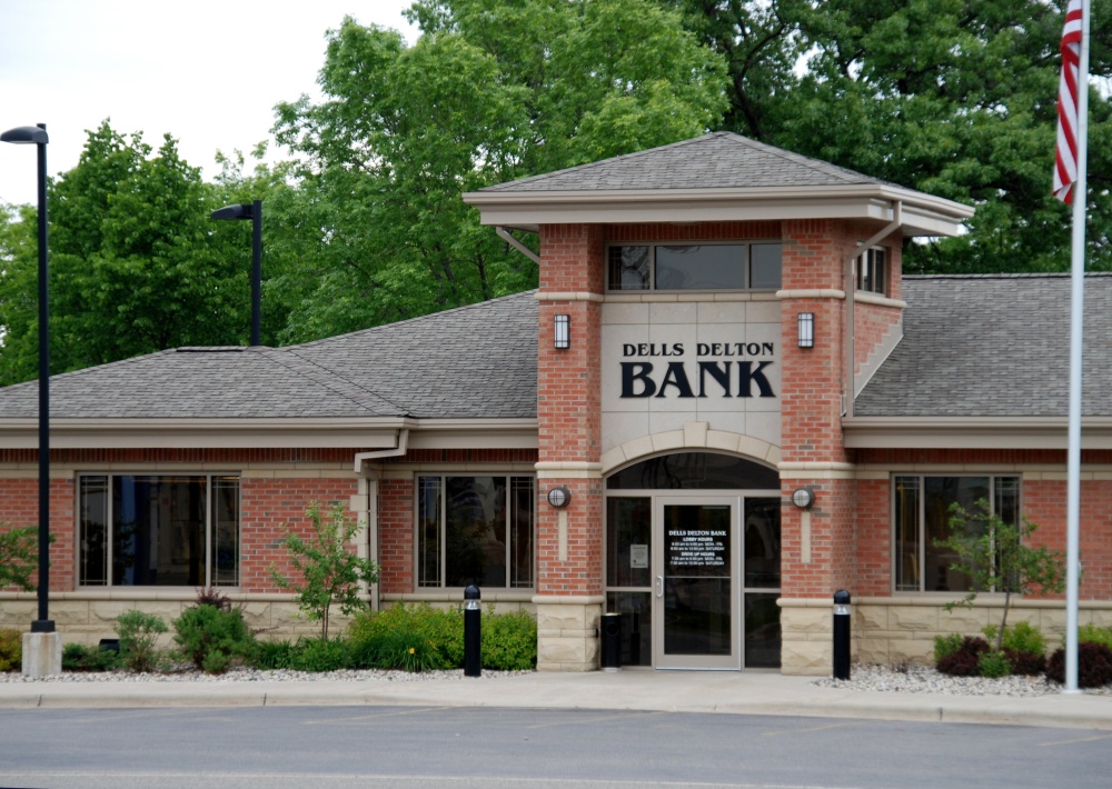 Bank of Mauston Dells Delton Branch 01