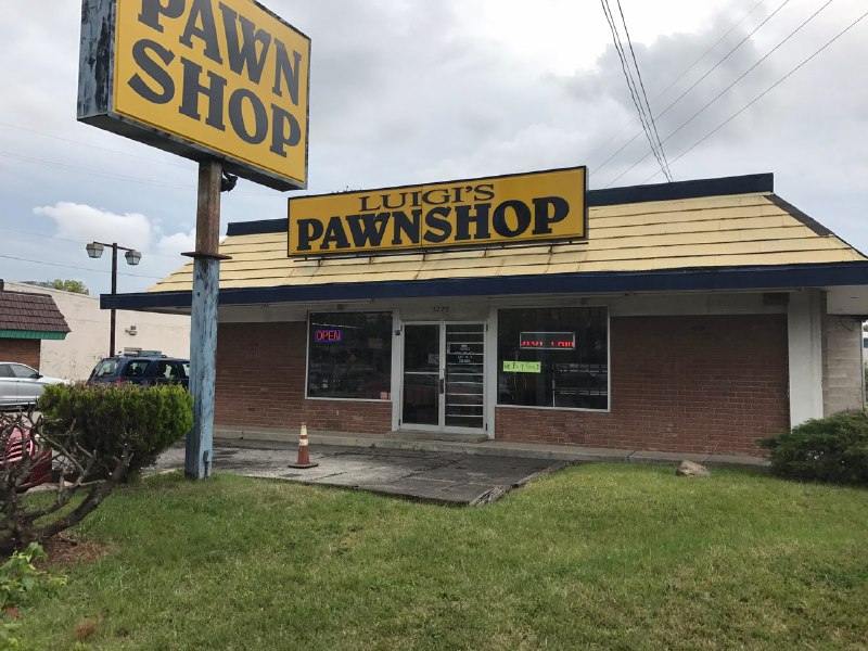 Luigi's Pawn Shop 01