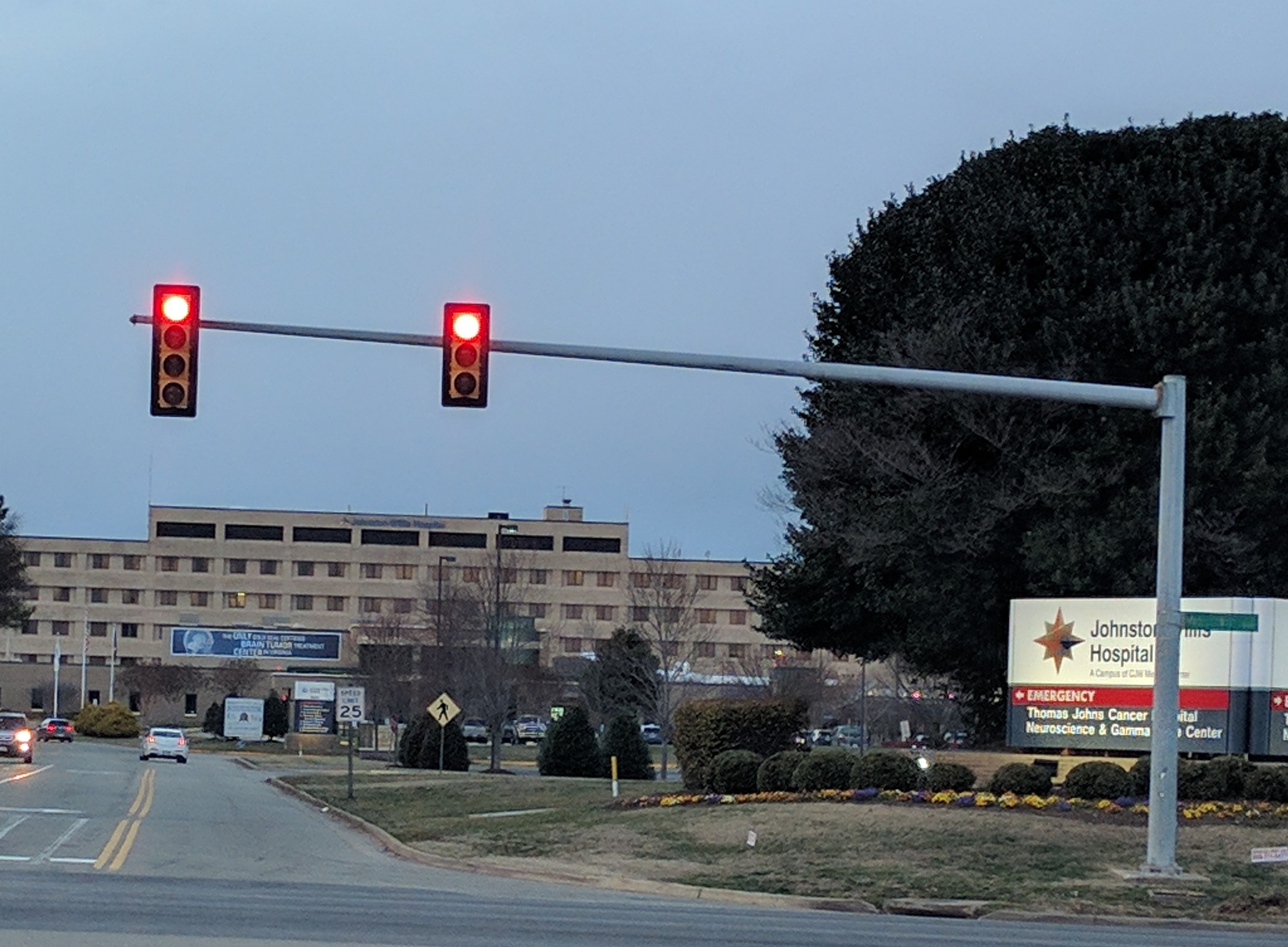 Bank of America (with Drive-thru ATM) 01