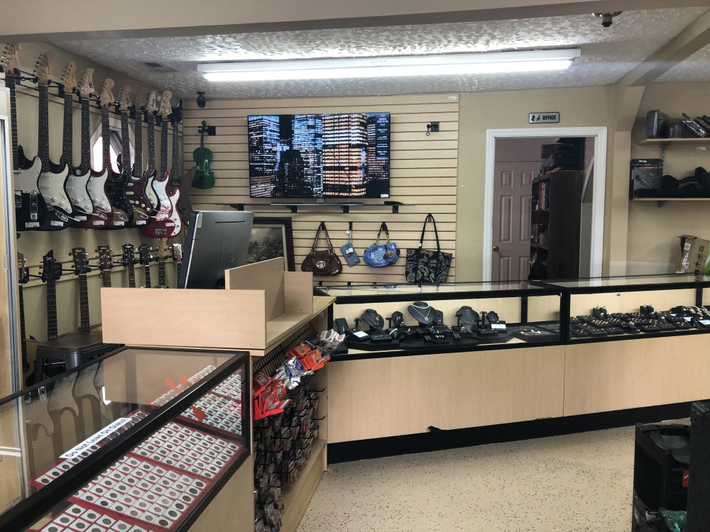 Bradley Barter & Pawn 01