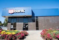 U.S. Bank Branch 01