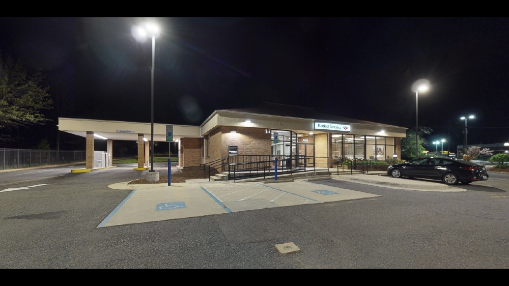 Bank of America (with Drive-thru ATM) 01