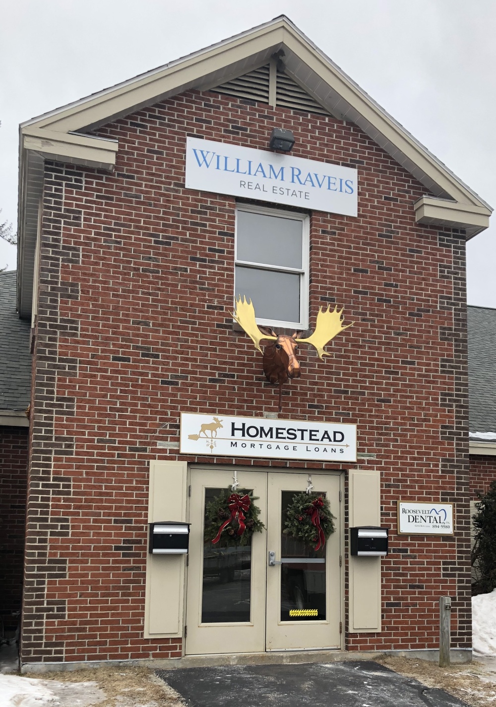 William Raveis Real Estate 01