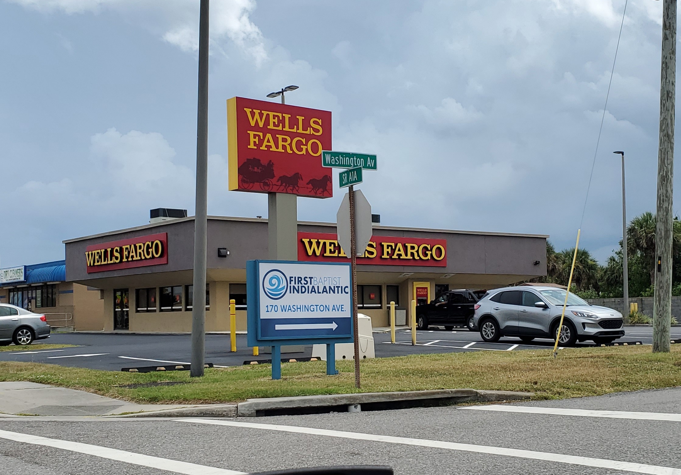 Wells Fargo Bank 01