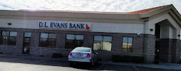 D.L. Evans Bank 03