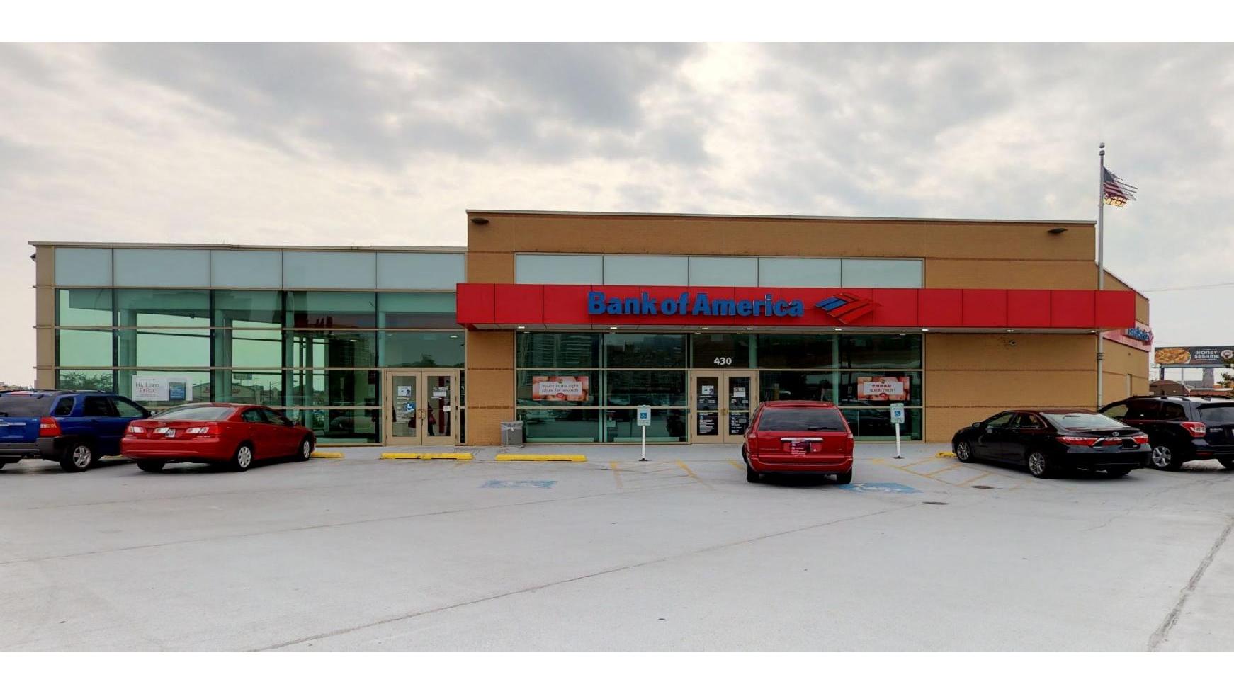 Bank of America (with Drive-thru ATM) 01