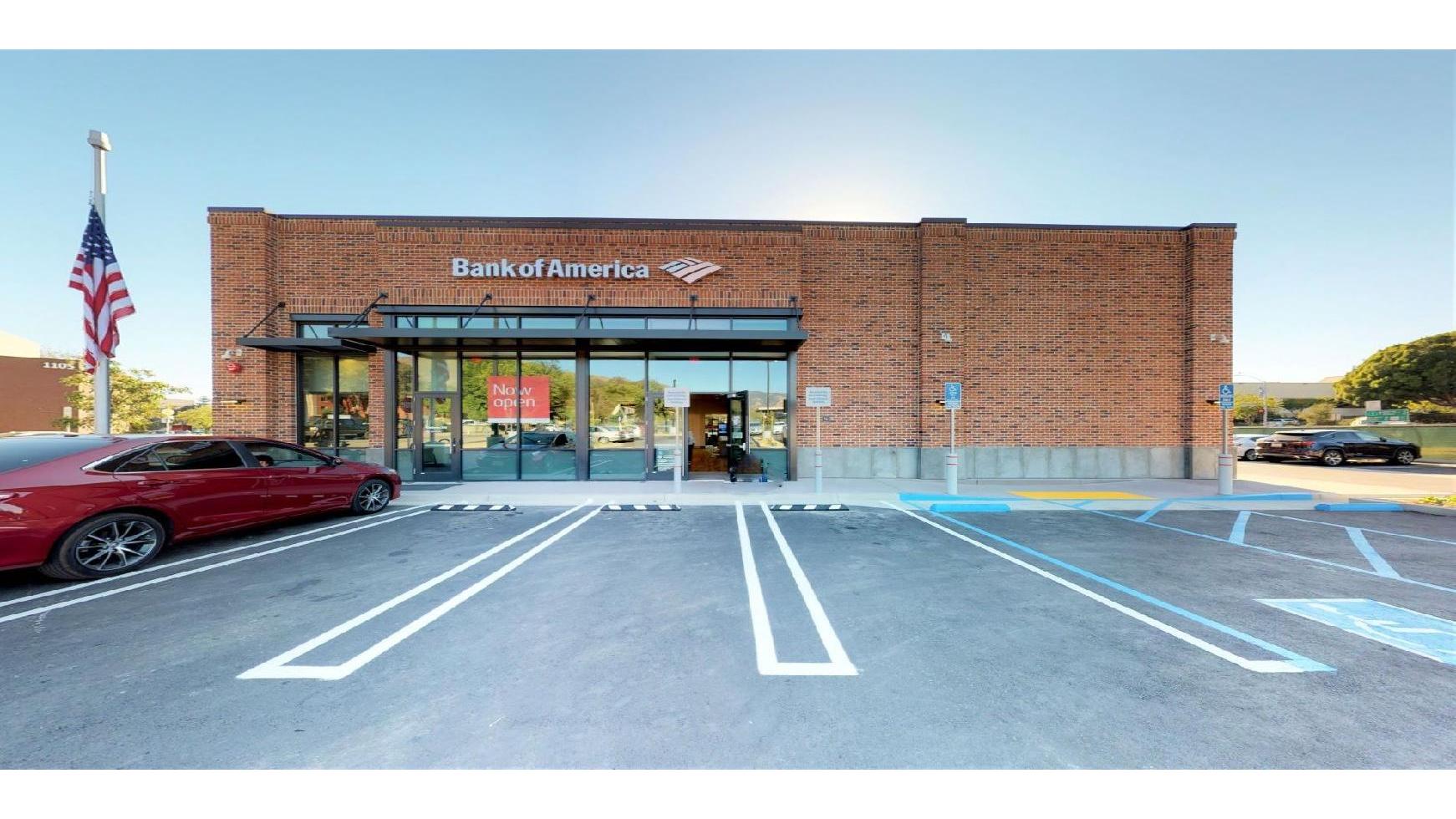 Bank of America Financial Center 01