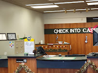 Check Into Cash 03