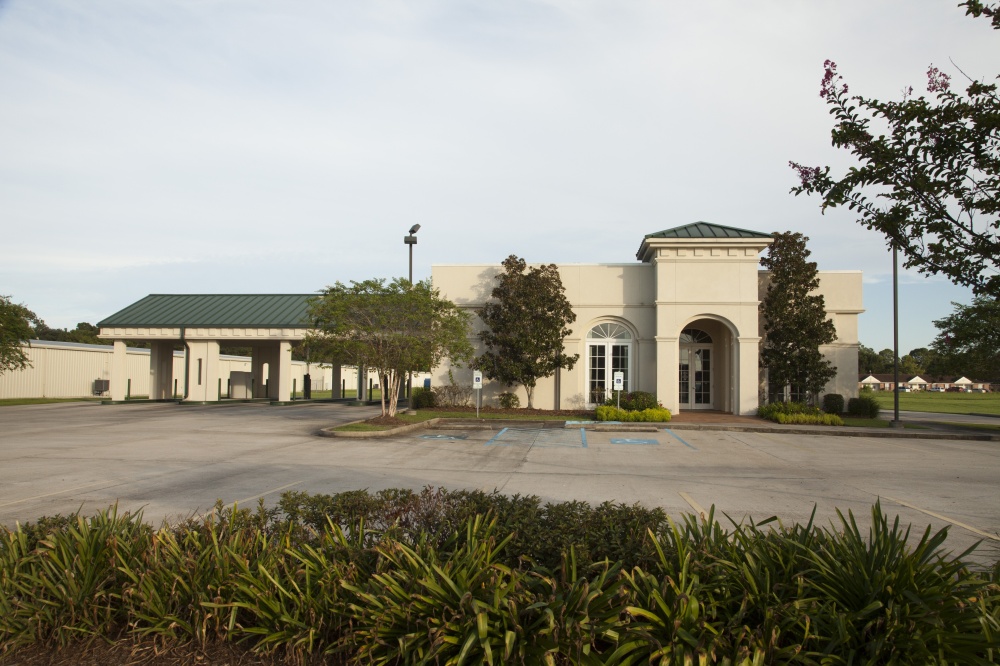 The First National Bank of Jeanerette 01