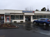 Bank of America (with Drive-thru ATM) 01