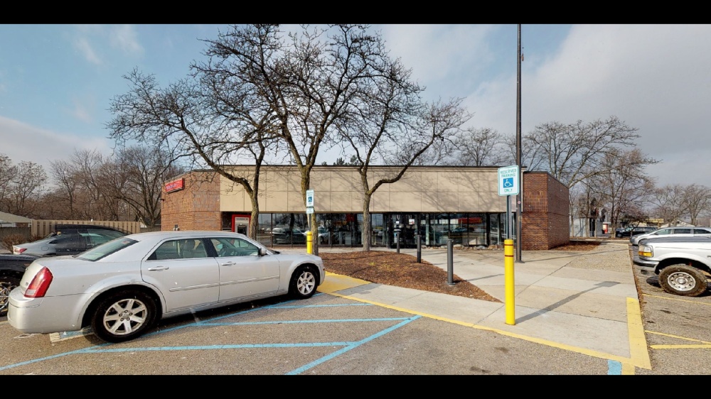 Bank of America (with Drive-thru ATM) 01