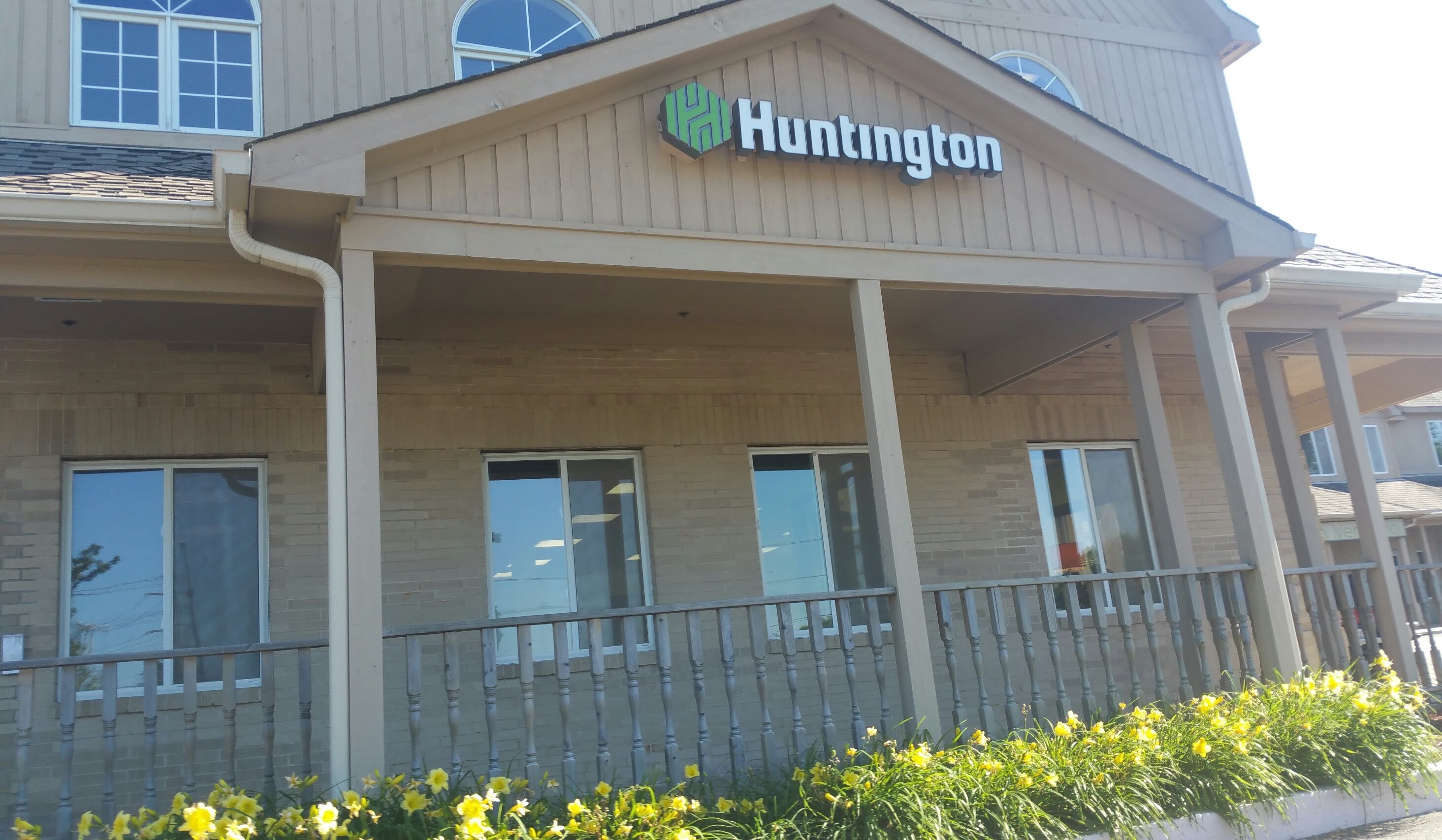 Huntington Bank 01