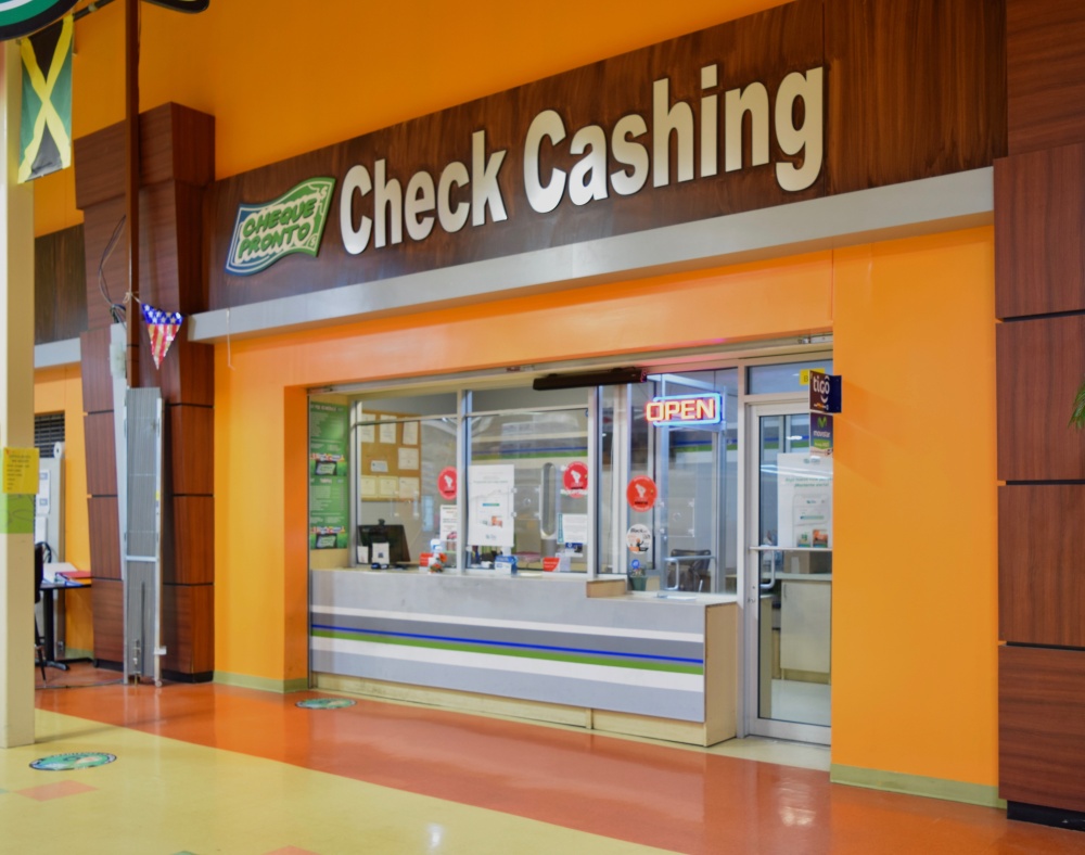 CHEQUE PRONTO: Cambio de Cheques / Money Orders / Pago de Billes 01