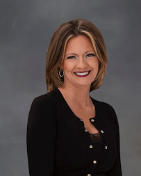 Crystal France at CrossCountry Mortgage, LLC 02