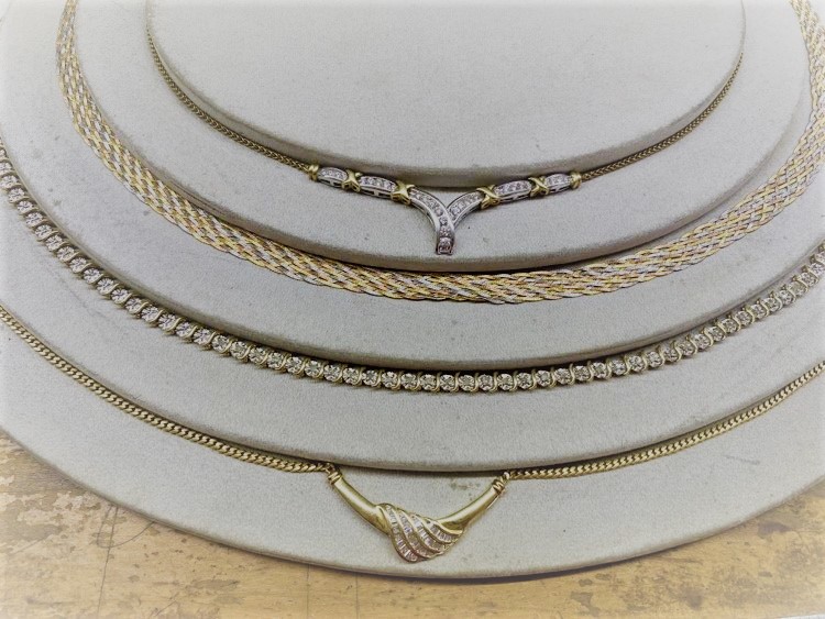 Fifth Avenue Jewelry & Pawn 01