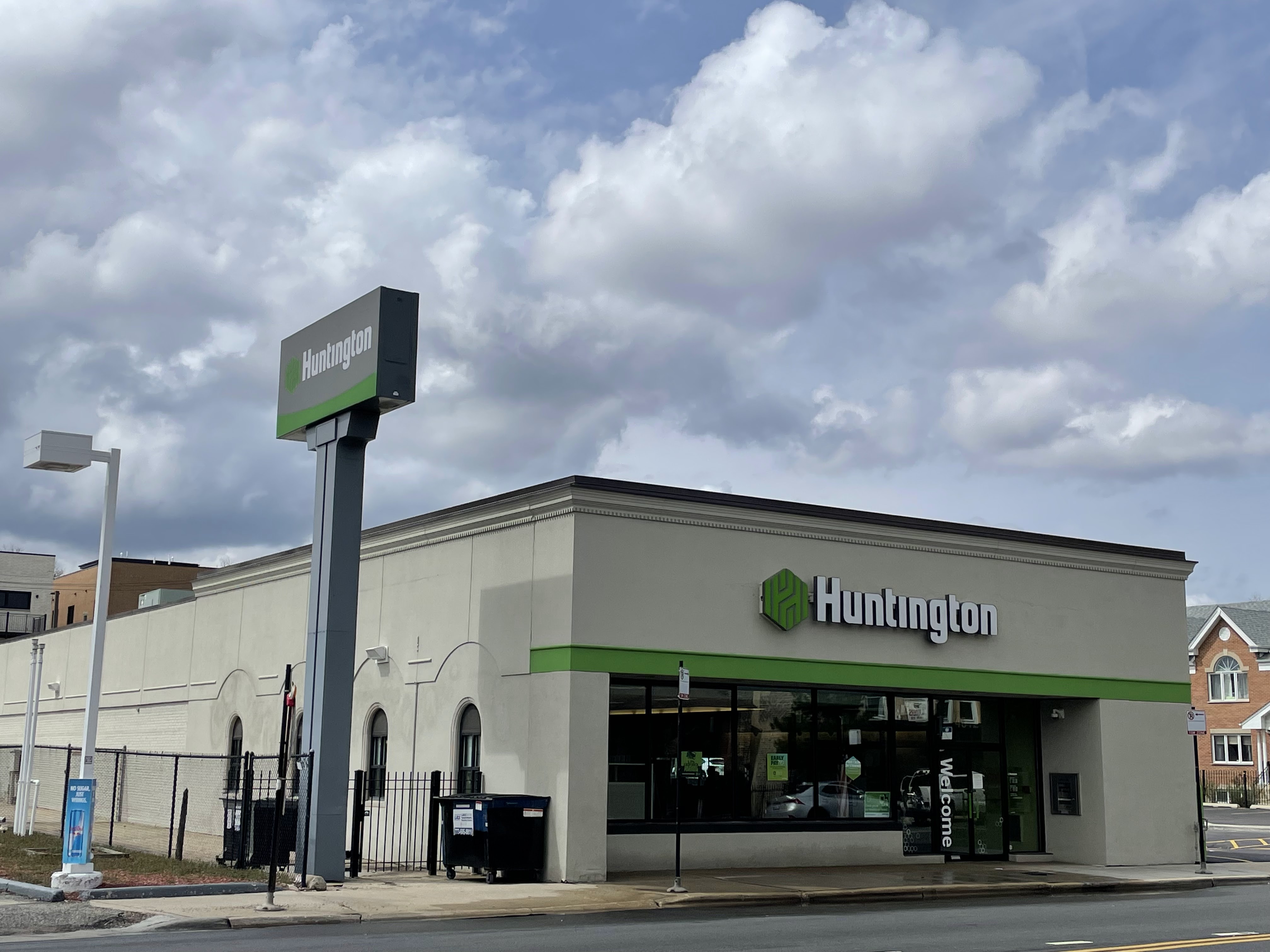 Huntington Bank 01