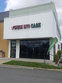 Check Into Cash 03