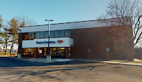 Bank of America (with Drive-thru ATM) 01