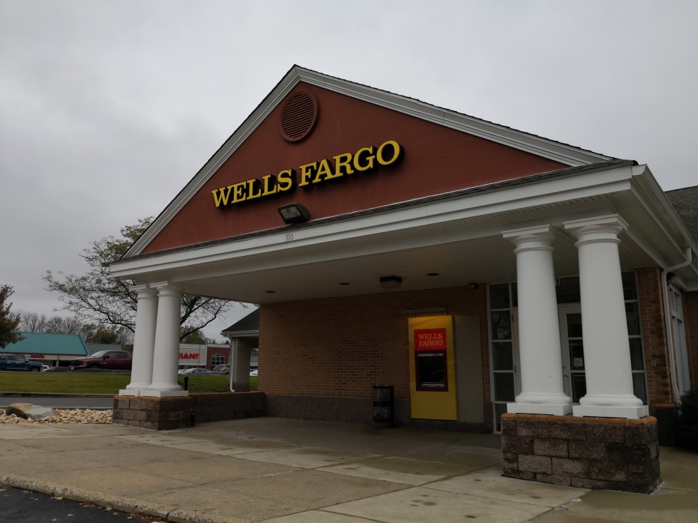 Wells Fargo Bank 01