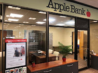 Apple Bank 03