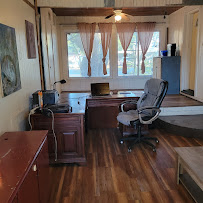 Niche Broker LLC 02