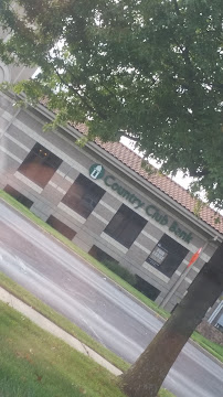 Country Club Bank 03