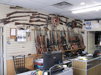 Mike's Pawn Shop 03
