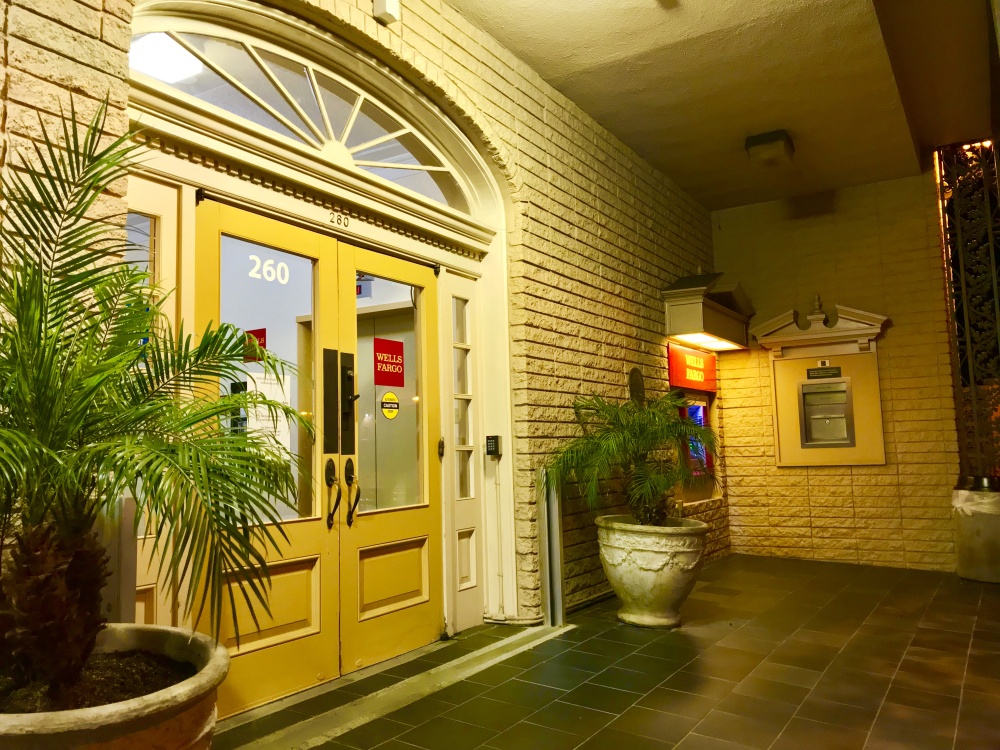 Wells Fargo Bank 01