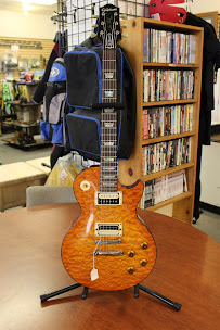 Gold'n Pawn 03