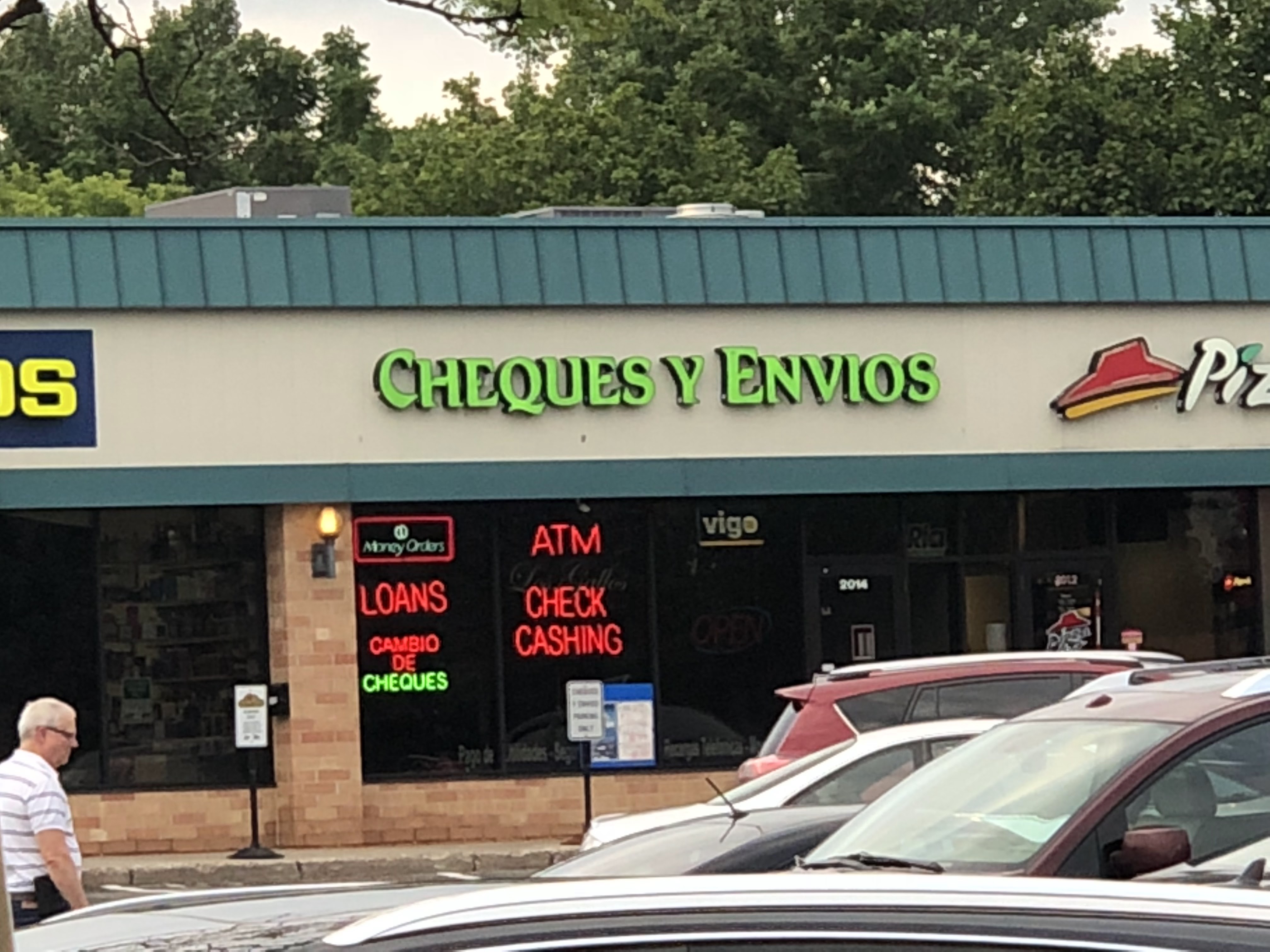 Los Gallos Burnsville Cheques & Envios 01