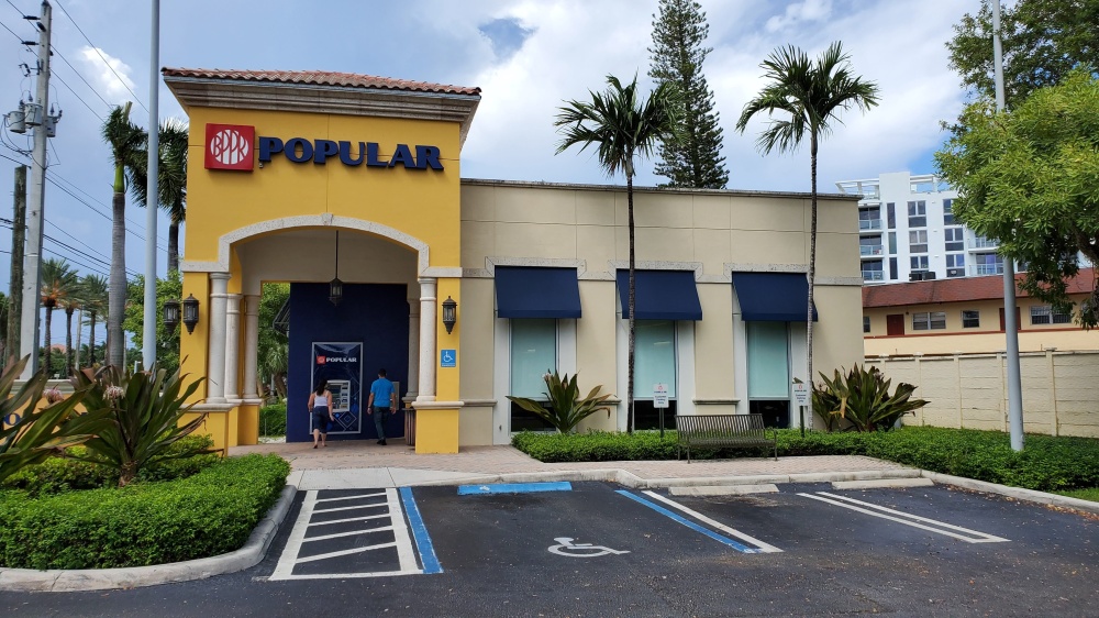 Popular Bank 01
