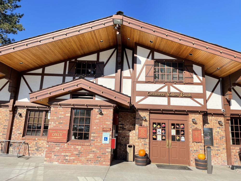 Cashmere Valley Bank - Leavenworth 01