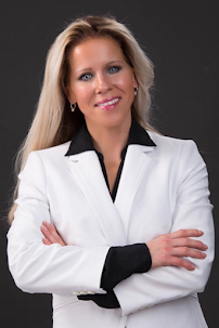 Isabel Elam -CMGFinancial Senior Loan Officer NMLS# 161362 04