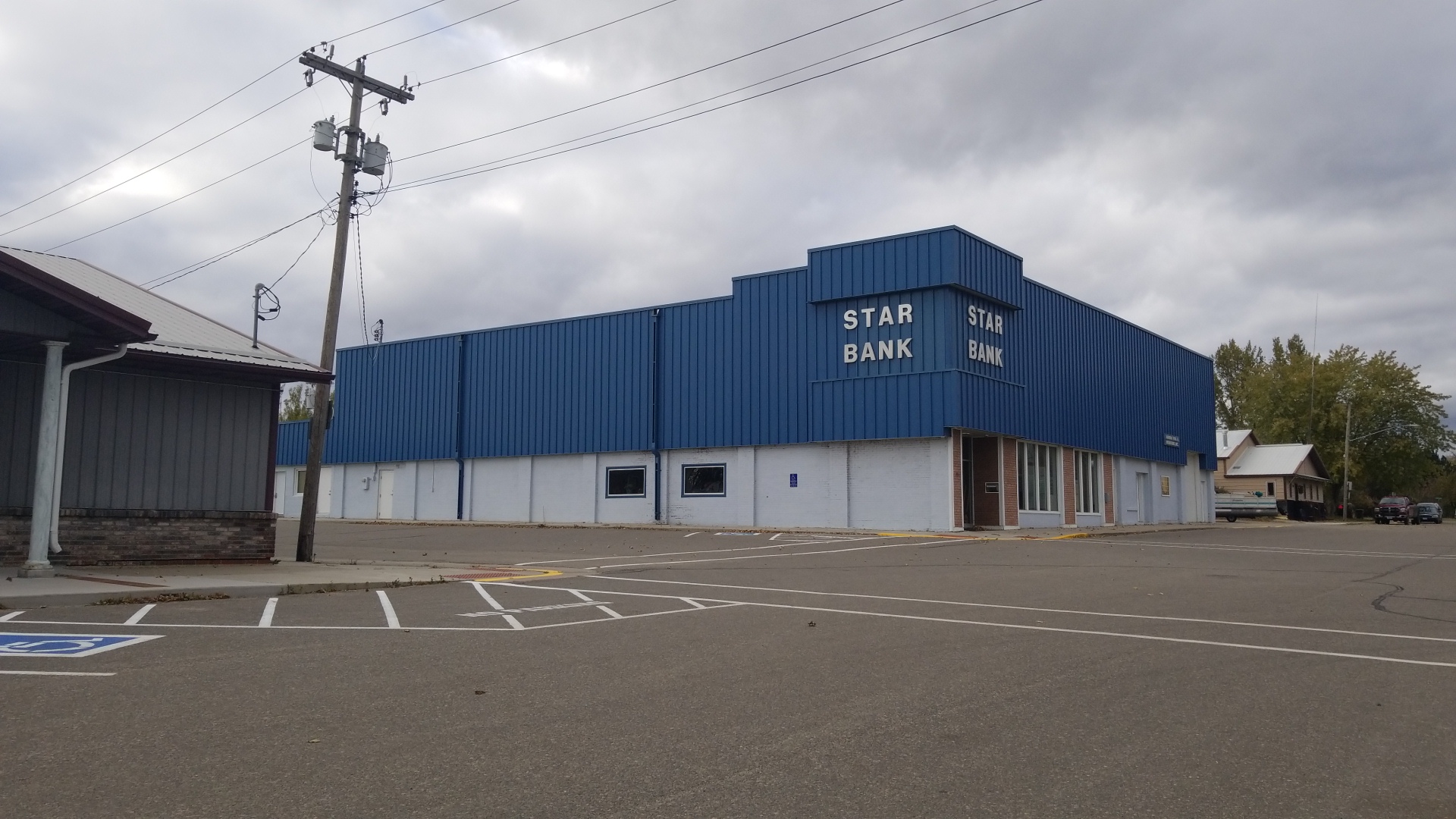 Star Bank Bertha 01