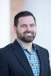 Kade Hoppenworth: Commercial Lender at Lincoln Savings Bank 02