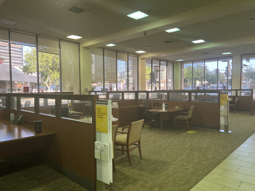 Wells Fargo Bank 01