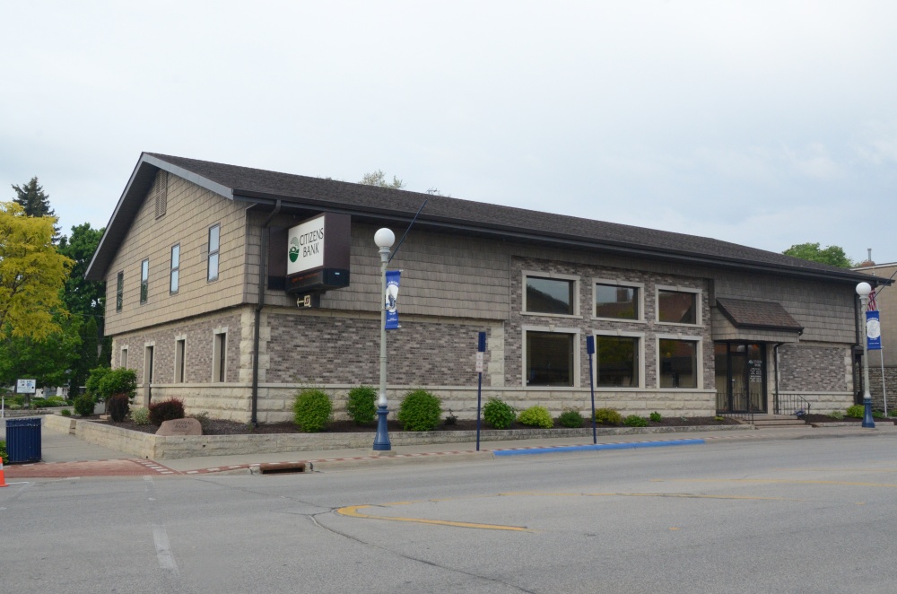 Citizens Savings Bank 01