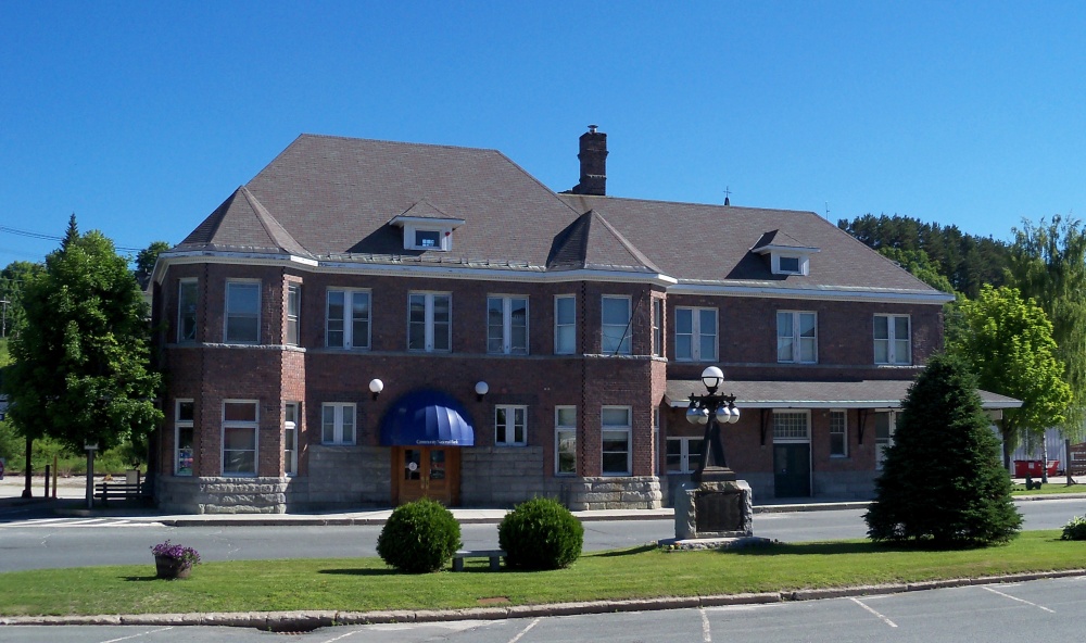 Community National Bank 01