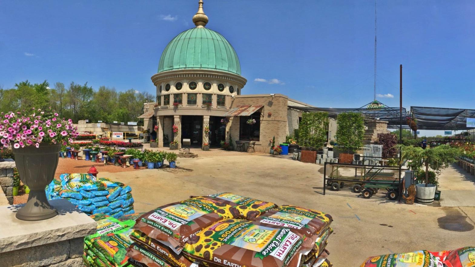 Bluemel's Garden & Landscape Center 01