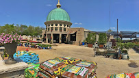 Bluemel's Garden & Landscape Center 01