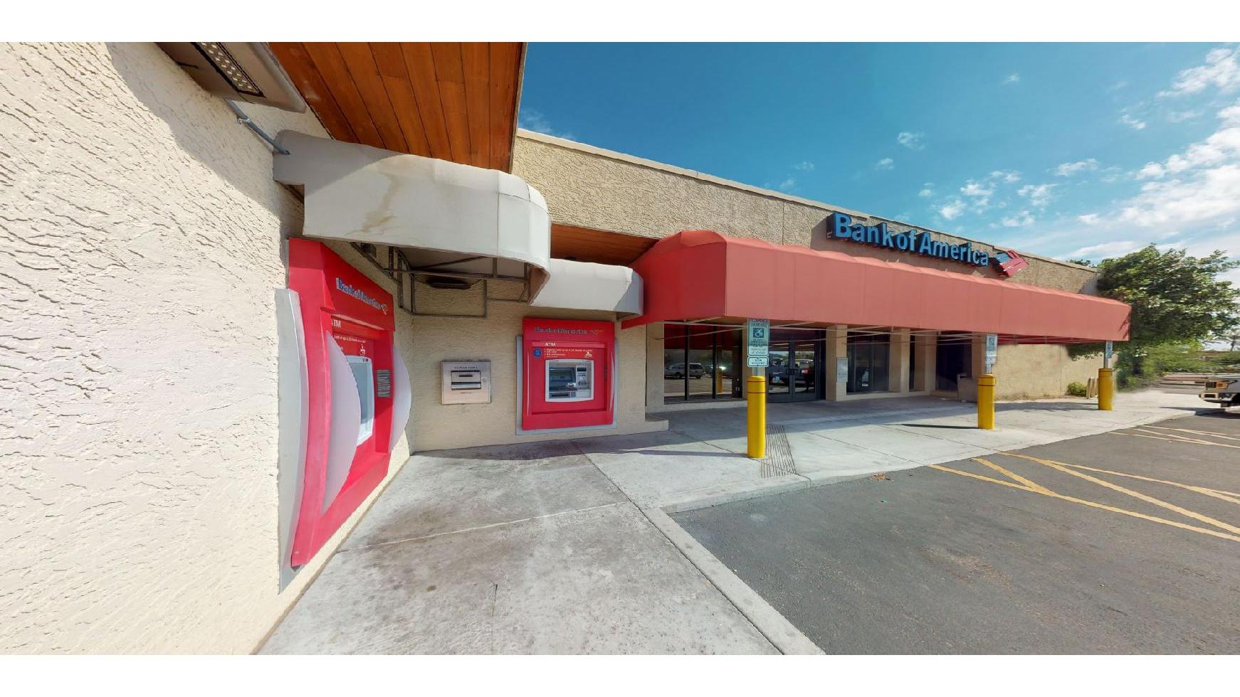 Bank of America (with Drive-thru ATM) 01