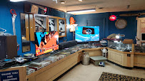 Silver Dollar Pawn 02