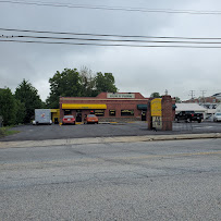 Simpsonville Gun & Pawn 02