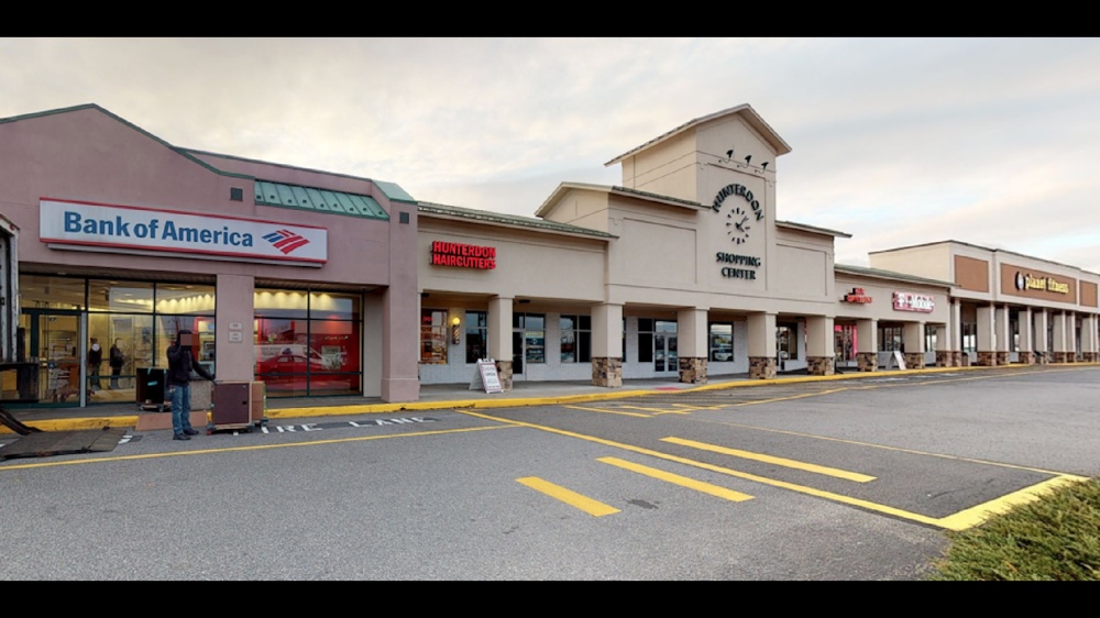 Bank of America (with Drive-thru ATM) 01